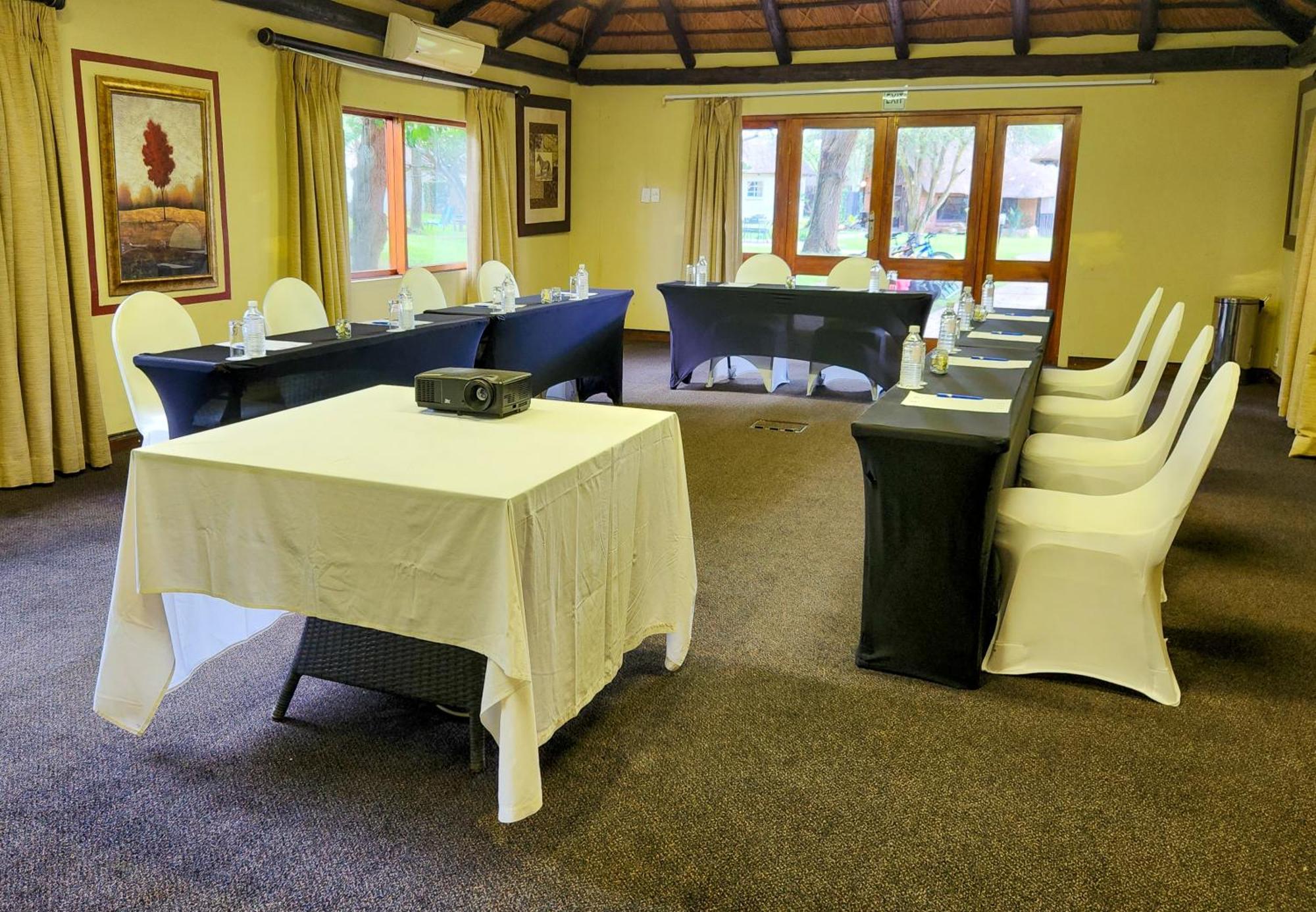 Ditholo Game Lodge Bela Bela Esterno foto